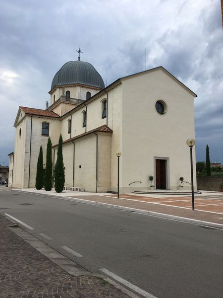 chiesa-san-tomaso-di-canterbury-2
