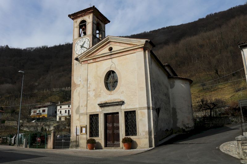 Cison-di-Valmarino-chiesa-San-Gottardo