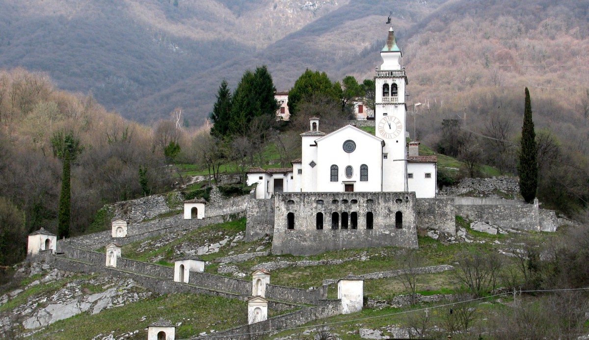 Revine-Lago-Santuario-San-Francesco-da-Paola
